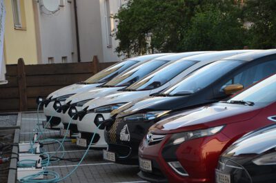 Auto-Vermietung-min-600x397.jpg