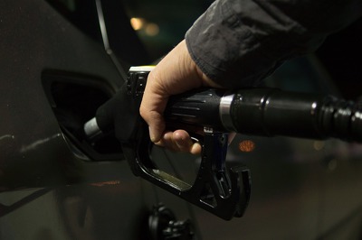 petrol-996617_960_720.jpg